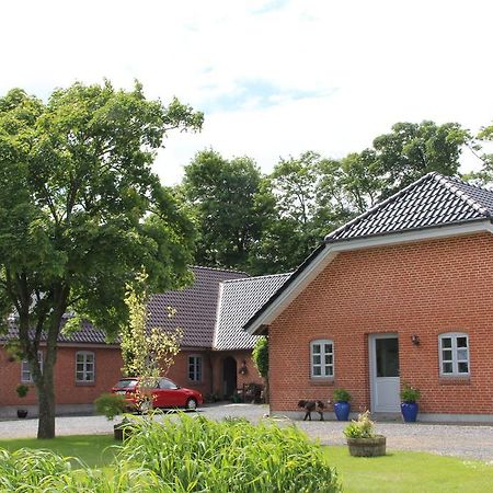 Skelgaard Ferielejlighed Apartment Jelling Стая снимка